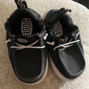Toddler Hey Dude shoes 4c